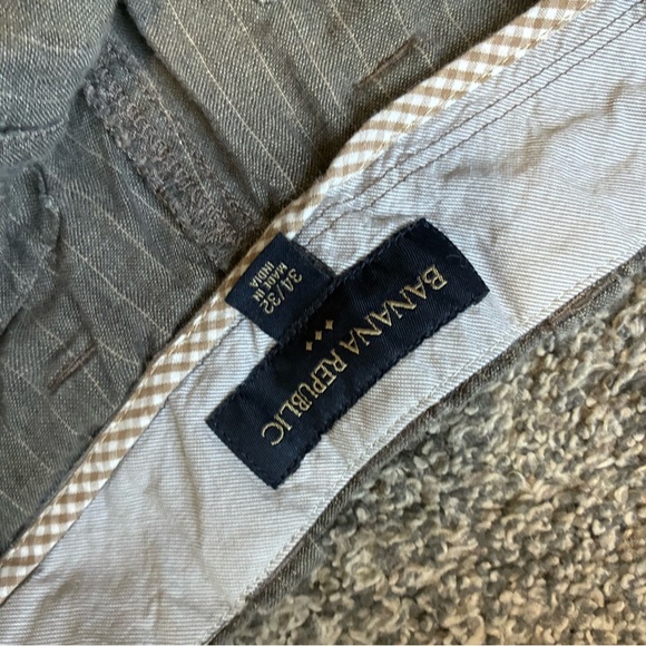 3/$25  Republic Men's Light Gray Chinos - Picture 2 of 4